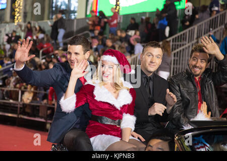 Los Angeles, California, USA. 26th November 2017. 86th Annual Hollywood Christmas Parade  Credit: Sheri Determan/Alamy Live News Stock Photo