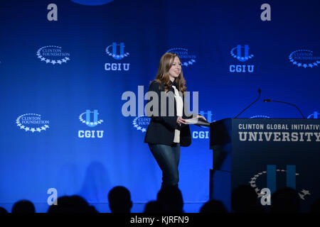 CORAL GABLES, FL - MARCH 07: Hillary Rodham Clinton, Former U.S. Secretary of State and U.S. Senator from New York and her daughter Chelsea Clinton, Vice Chair, Clinton Foundation embrace as they attend the 2015 Meeting of Clinton Global Initiative University at the University of Miami on March 7, 2015 in Coral Gables, Florida. The 2015 Clinton Global Initiative University meeting encourages students to take action on some of the Millennial generations biggest concerns such as the future of energy, the power of big data to address global challenges, and peace-building in the Middle East and No Stock Photo