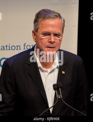 MIAMI, FL - JUNE 15: Former Florida Governor Jeb Bush at the 2015 Arts for Life! scholarship luncheon  at the Adrienne Arsht Center for the Performing Arts on June 15, 2015 in Miami, Florida.    People:  Former Florida Governor Jeb Bush Stock Photo
