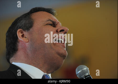 WHIPPING, NJ - MARCH 24:  New Jersey Gov. Chris Christie holds a town-hall meeting,  at the Hanover Township Community Center in Whippany New Jersey on March 24, 2014 in Whippany, New Jersey.   People:  Gov. Chris Christie Stock Photo