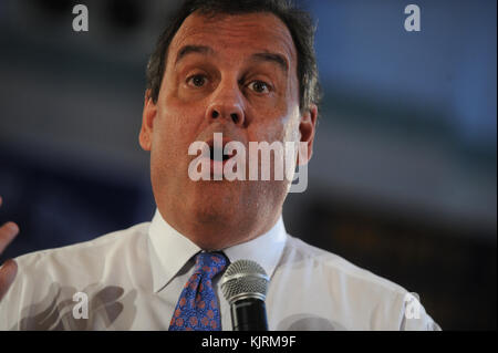 WHIPPING, NJ - MARCH 24:  New Jersey Gov. Chris Christie holds a town-hall meeting,  at the Hanover Township Community Center in Whippany New Jersey on March 24, 2014 in Whippany, New Jersey.   People:  Gov. Chris Christie Stock Photo