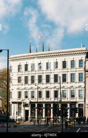 London, UK - November 22nd, 2017: The Barrowboy and Banker pub on Borough High Street, London. Scene of a terrorist attack on June 4, 2017 Stock Photo