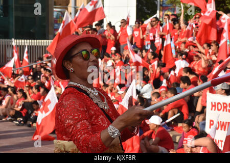 Auckland, New Zealand. 26th Nov, 2017. Crowds of Tongan fans have gathered on central Auckland streets during a protest against referee decision in Auckland on Nov 26, 2017. Tonga was down 18-20 to England during the Rugby League World Cup semi-final last night, with one minute to go before Tonga scored what appeared to be a match-winning try. However, the referee ruled it a no-try. Credit: Shirley Kwok/Pacific Press/Alamy Live News Stock Photo