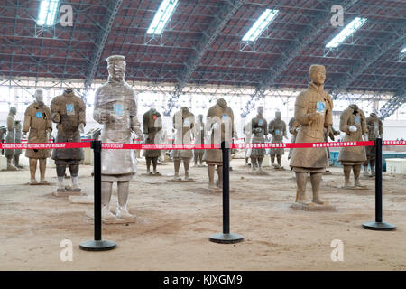 XI'AN, SHAANXI PROVINCE, CHINA - OCTOBER 17, 2017: The Terracotta Warriors of the famous Terracotta Army inside the Qin Shi Huang Mausoleum of the Fir Stock Photo