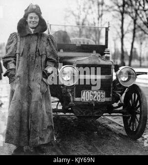 Lady Alice Ramsay Alice Ramsey was the first woman to drive across the United States in ...