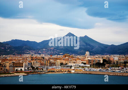 View from Stazione Marittima on the Via Del Mare, cruise port of Palermo, Italy.  View of the city, Mount Pellegrino, and surrounding sea. Stock Photo