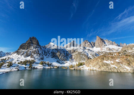 Hike to beautiful  Minaret Lake, Ansel Adams Wilderness, Sierra Nevada, California,USA.Autumn season. Stock Photo