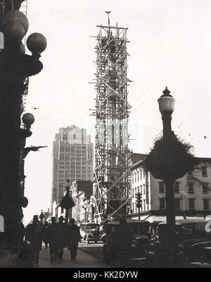 1935   Soldiers And Sailors Monument Cleaning   Allentown PA Stock Photo