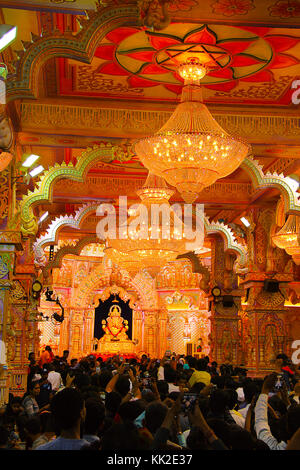 Shrimant Dagadu Seth Ganapati idol replica of Brahmanaspati Temple, Ganapati Festival, Pune Stock Photo