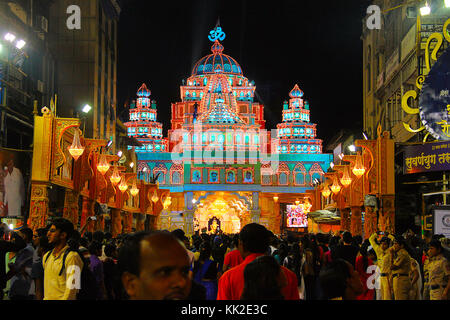 Long shot of Shrimant Dagadu Seth Ganapati idol and decorated pandal, Ganapati Festival, Pune Stock Photo