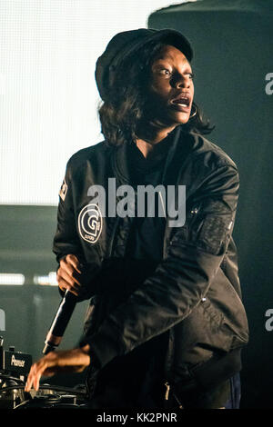 Brighton, UK . 27th Nov, 2017. Little Simz performs at Brighton Centre, Brighton on Monday 27 November 2017  Pictured: Little Simz, Simbiatu Ajikawo, Simbi Ajikawo. Credit: Julie Edwards/Alamy Live News Stock Photo