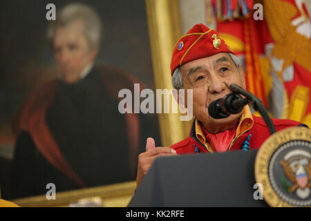 Washington, DC. 27th Oct, 2017. Navajo code talker, Peter MacDonald speaks during an event hosted by United States President Donald J. Trump, honoring the Native American code talkers in the Oval Office of the White House, on October 27, 2017 in Washington, DC. Credit: Oliver Contreras/Pool via CNP - NO WIRE SERVICE · Credit: Oliver Contreras/Consolidated News Photos/Oliver Contreras - Pool via CNP/dpa/Alamy Live News Stock Photo