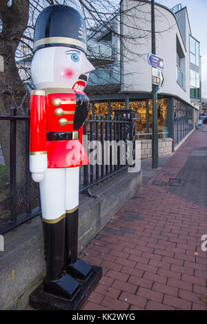 Lichfield Staffordshire England November 28th 2017. One of a dozen Nutcracker Men placed around the city as part of a Nutcracker Trail designed to encourage people to enjoy Christmas shopping in Lichfield. This one is in Bird Street with the Ego Restaurant behind. Credit: David Keith Jones/Alamy Live News Stock Photo