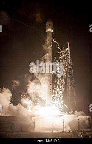 SpaceX's Falcon 9 rocket launched the AsiaSat 8 satellite to a geosynchronous transfer orbit at 4am EDT on August 5, 2014. Stock Photo