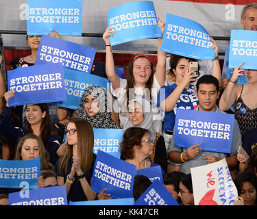 MIAMI, FL - OCTOBER 11: Democratic presidential nominee former Secretary of State Hillary Clinton and former Vice President Al Gore campaign together at the Miami Dade College - Kendall Campus, Theodore Gibson Center on October 11, 2016 in Miami, Florida. Clinton continues to campaign against her Republican opponent Donald Trump with less than one month to go before Election Day   People: Atmosphere Stock Photo