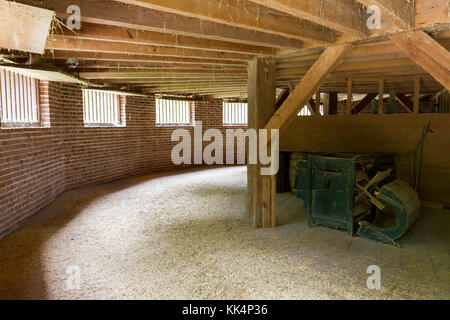 The 16 Sided Barn Pioneer Farm Mount Vernon Estate Alexandria