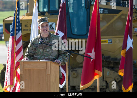 USA MEDDAC Commander COL Kevin Bass addresses the crowd during the Ireland Army Health Clinic Groundbreaking Ceremony at Fort Knox, Kentucky. Stock Photo