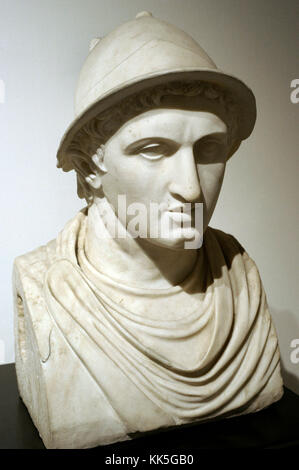 Roman bust of an Hellenistic ruler. Marble. Rectangular peristyle. Villa of the Papyri, Herculaneum. National Archaeological Museum. Naples. Italy. Stock Photo