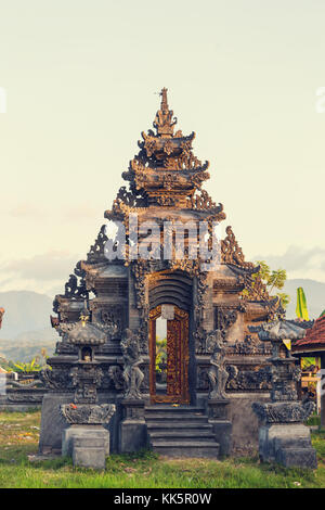 Country temple in Bali Stock Photo - Alamy