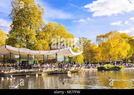 The Serpentine Bar & Kitchen (formerly The Dell), Hyde Park, London, England, UK Stock Photo