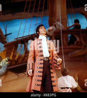 ENGELBERT HUMPERDINCK UK singer in the tile role of Robinson Crusoe at the London Palladium on 20 December 1967. Photo: Tony Gale Stock Photo