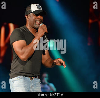 WEST PALM BEACH, FL - JUNE 04: Darius Rucker performs at The Perfect Vodka Amphitheater. Darius Carlos Rucker (born May 13, 1966) is an American singer and songwriter. He first gained fame as the lead singer and rhythm guitarist of the Grammy Award-winning rock band, Hootie & the Blowfish, which he founded in 1986 on June 4, 2016 in West Palm Beach Florida  People:  Darius Rucker  T Stock Photo