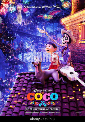 Coco, poster in spagnolo, 2017. ©Walt Disney Studios Motion  Pictures/Courtesy Everett Collection Foto stock - Alamy