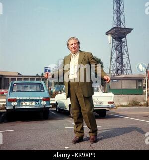 Peter Ustinov visits Berlin on the occasion of the UNICEF TV show in September 1972. The actor died at the age of 82 in a hospital near Genva on the 28th of March 2004. | usage worldwide Stock Photo