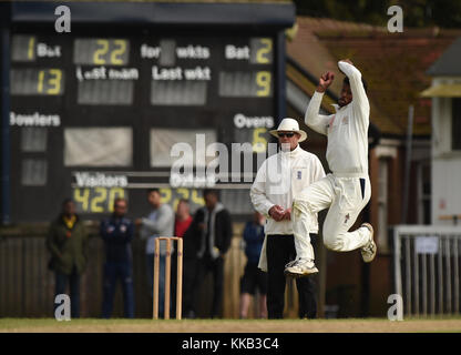 Cricket - Oxford University V Surrey CCC Stock Photo