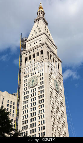 NEW YORK CITY - AUGUST 08  Metropolitan Life Insurance Tower August 08, 2013 in New York, NY  The Tower was built in 1909 and was the world s tallest  Stock Photo