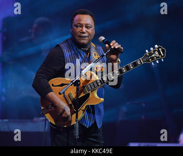 HOLLYWOOD FL - MAY 10: George Benson performs at Hard Rock Live held at ...