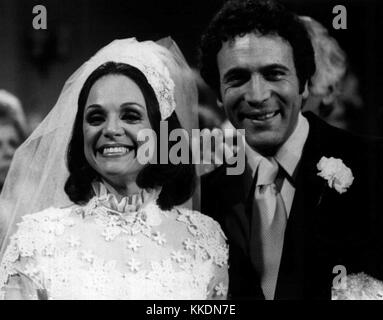 RHODA, Valerie Harper, David Groh, in the wedding episode, (aired Oct ...