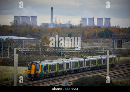 British Rail Class 350 Desiro electrical multiple unit built by Siemens  London Midland Liverpool to Birmingham  service at Runcorn Fiddlers ferry Pow Stock Photo