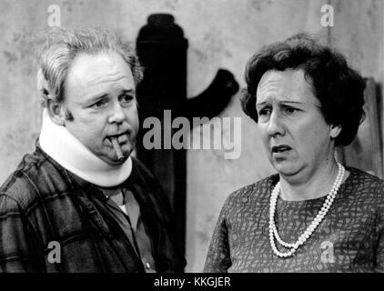 Carroll O'Connor Jean Stapleton Archie and Edith Bunker 1971 Stock Photo