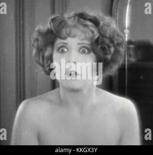 Clara Bow in Wings trailer 2 crop Stock Photo