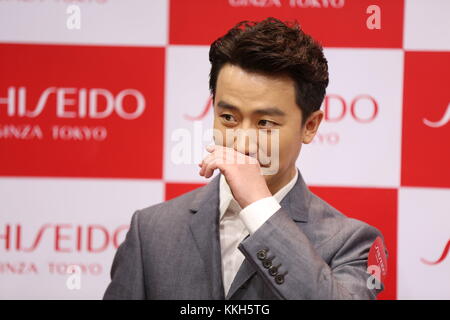 November 28, 2017 - Shenyang, Shenyang, China - Shenyang, CHINA-28th November 2017:(EDITORIAL USE ONLY. CHINA OUT) ..Chinese actor Huang Xuan attends a promotional event of Shiseido in Shenyang, northeast China's Liaoning Province, November 28th, 2017. (Credit Image: © SIPA Asia via ZUMA Wire) Stock Photo