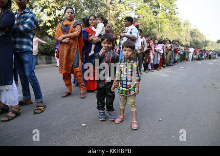 Dhaka, Bangladesh. 1st Dec, 2017. Bangladeshi Christians wait in a queue to attend mass to be held by Pope Francis in Dhaka, Bangladesh, December 1, 2017. About 80,000 Catholics from around the country were estimated to have joined event. Credit: Suvra Kanti Das/ZUMA Wire/Alamy Live News Stock Photo