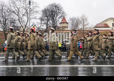 Sibiu, Romania - December 1, 2017: Guard of honour and troops take part in a parade on National Day in Sibiu, Romania, Transylvania region Credit: Ungureanu Vadim/Alamy Live News Stock Photo