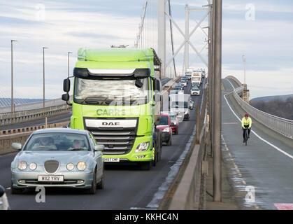 South Queensferry, United Kingdom. 1st Dec, 2017. Southbound carriageway of new Queensferry Bridge is closed to allow emergency repairs to the carriageway. Southbound traffic from Fife is being diverted over the adjacent Forth Road Bridge, shown here, which has been opened temporarily to traffic. Remedial snagging work to the Queensferry Bridge is expected to take 10 months. Credit: Iain Masterton/Alamy Live News Stock Photo