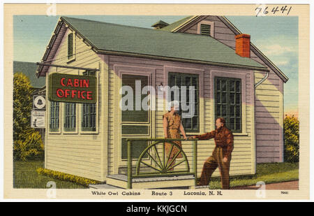 White Owl Cabin Route Us 3 Laconia N H 76442 Stock Photo