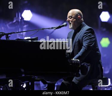 MIAMI, FL - JANUARY 31: Billy Joel performs at the American Airlines Arena on January 31, 2015 in Miami Florida.  People:  Billy Joel Stock Photo