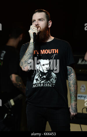 FORT LAUDERDALE FL - DECEMBER 07: Billy Hamilton of Silverstein performs at  Revolution on December 7, 2015 in Fort Lauderdale, Florida. People: Billy  Hamilton Stock Photo - Alamy