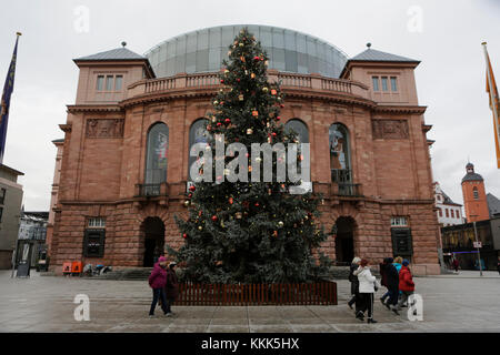 Mainz, Germany. 30th Nov, 2017. A Christmas tree stands in front of the Staatstheater Mainz (Mainz State Theatre). The Christmas market in Mainz, Germany is held outside the Mainz Cathedral since 1788 and is one of the largest Christmas Markets in Rhineland-Palatinate. Credit: Michael Debets/Pacific Press/Alamy Live News Stock Photo