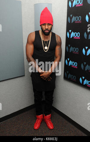 FORT LAUDERDALE, FL - NOVEMBER 13: Singer Jason Derulo poses for a portrait at Radio Station Y-100 on November 13, 2015 in Fort Lauderdale, Florida  People:  Jason Derulo Stock Photo