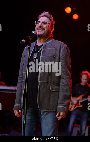 POMPANO BEACH, FL - OCTOBER 08: Chuck Negron performs at The Pompano Beach Amphitheater on October 8, 2015 in Pompano Beach Florida   People:  Chuck Negron Stock Photo