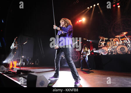 HOLLYWOOD FL - AUGUST 05: Joel Hoekstra, Reb Beach and Michael Devin of Whitesnake perform at Hard Rock Live held at the Seminole Hard Rock Hotel & Casino on August 5, 2015 in Hollywood, Florida  People:  Joel Hoekstra, Michael Devin, David Coverdale, Tommy Aldridge Stock Photo