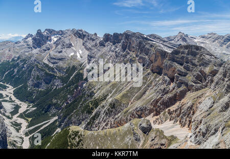 Italy,Veneto,Belluno district,Cortina d'Ampezzo,View of Furcia Rossa Group,Fanis Group and Travenanzes Valley  from the top of Croda del Vallon Bianco Stock Photo
