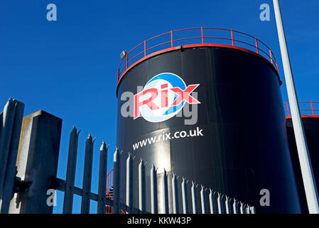 Rix petroleum heating oil and commercial fuel storage, Hull, Humberside,  East Yorkshire, England UK Stock Photo - Alamy