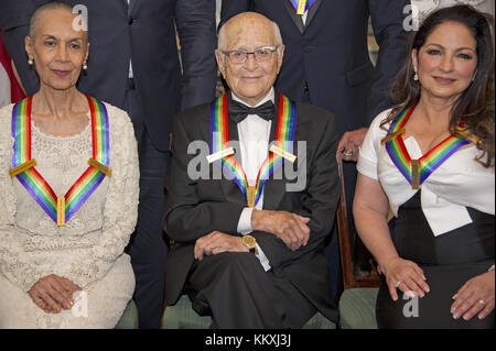 Washington DC, USA. 2nd December, 2017. Carmen De Lavallade, left, Norman Lear, center, and Gloria Estefan, right, three of the five recipients of the 40th Annual Kennedy Center Honors, as they pose for a group photo following a dinner hosted by United States Secretary of State Rex Tillerson in their honor at the US Department of State in Washington, DC on Saturday, December 2, 2017. The 2017 honorees are: American dancer and choreographer Carmen de Lavallade; Cuban American singer-songwriter and actress Gloria Estefan; American hip hop artist and ente Credit: ZUMA Press, Inc./Alamy Live News Stock Photo