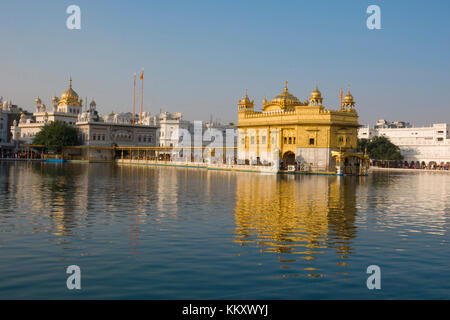 Golden temple, the central religious place of the Sikhs, in Amritsar, Punjab Stock Photo